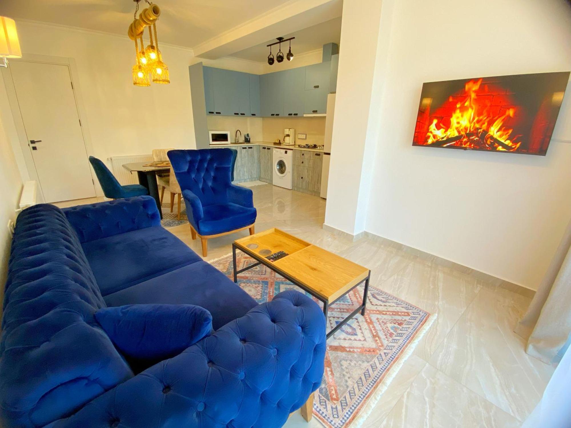 City Heart Luxury Apartment Kutaisi Eksteriør billede